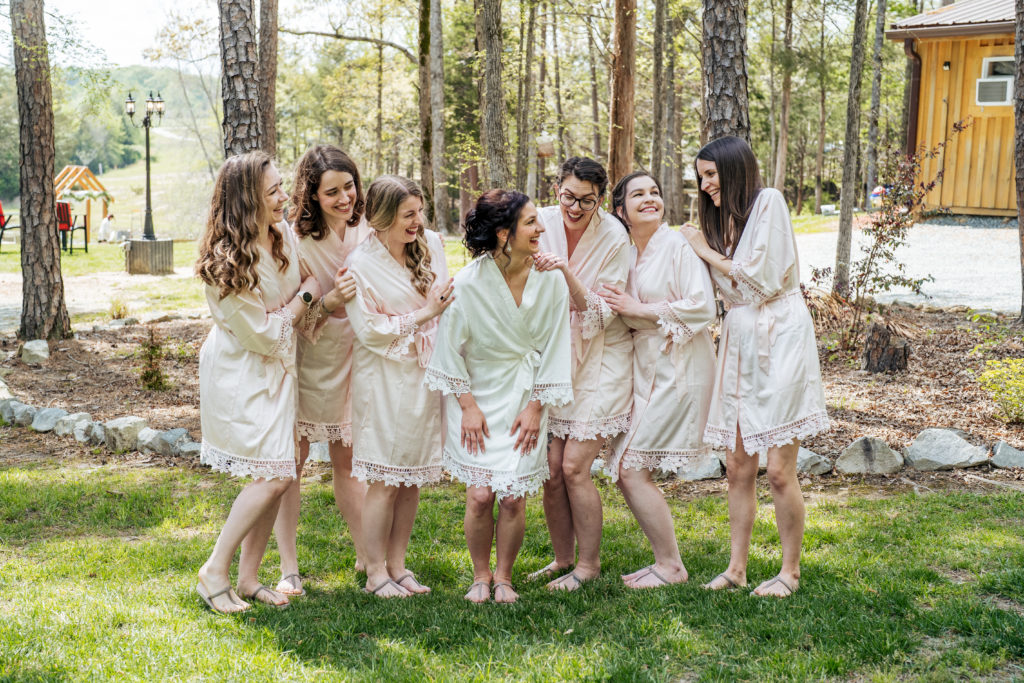 bride-and-bridesmaids-pajama-picture