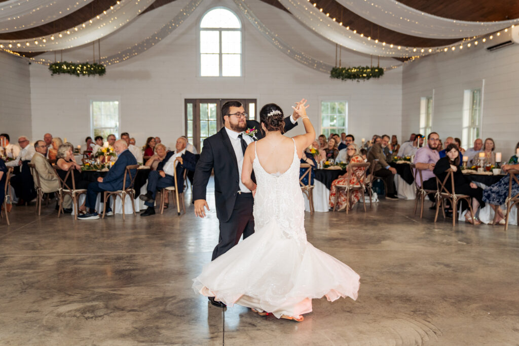 bride and groom first dance at Daniel's Ridge wedding venue