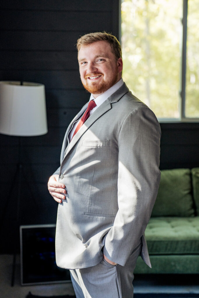 groom portrait the barn of chapel hill