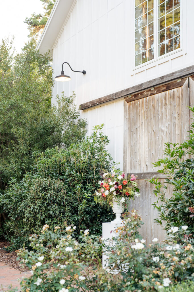 the Barn of Chapel Hill wedding ceremony florals